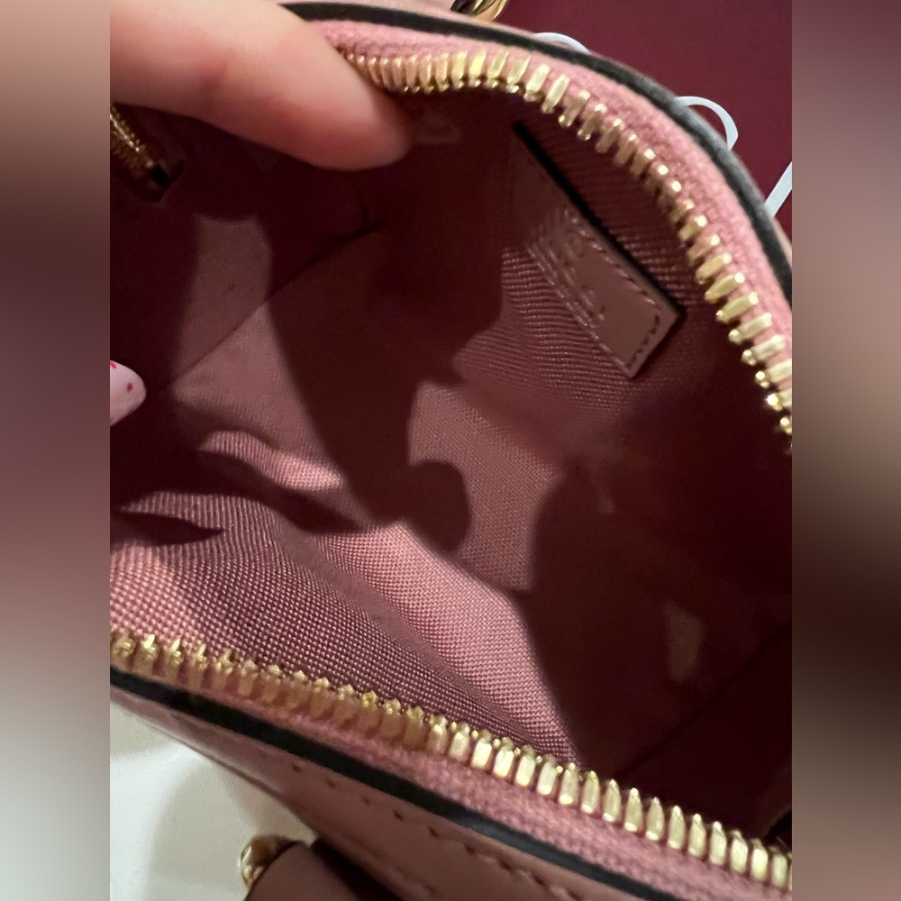Sold not available Gucci GG Super Mini Blush Pink Leather Crossbody Bag - Picture 11 of 14